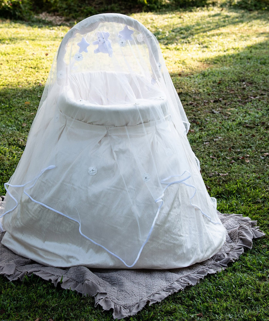 Eden Bassinet Cover with Veil