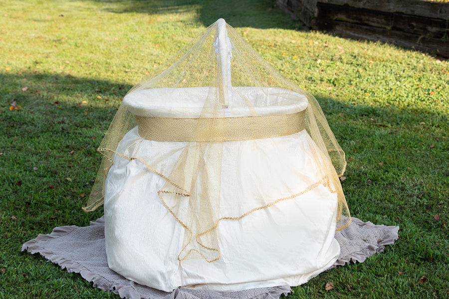 Leala Bassinet Cover with Golden Veil